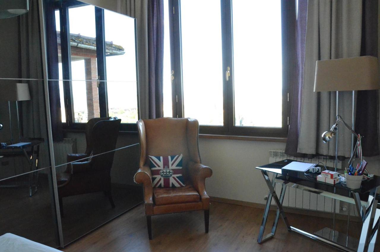 La Terrazza Sull'Alba Apartman Montalcino Kültér fotó