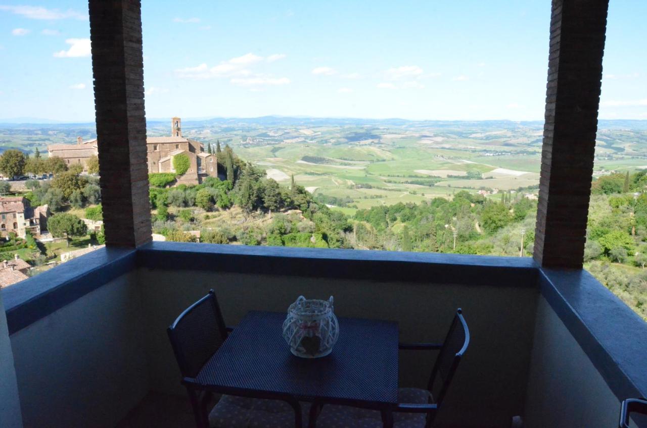 La Terrazza Sull'Alba Apartman Montalcino Kültér fotó